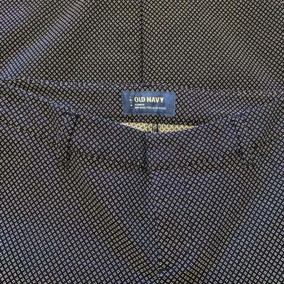 Old Navy Harper Mid-rise Tall crop pants, size 2 - Picture 4 of 4